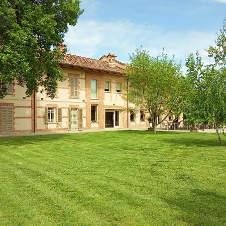 אלבה La Cascina Di Carlotta 1846 Agriturismo מראה חיצוני תמונה