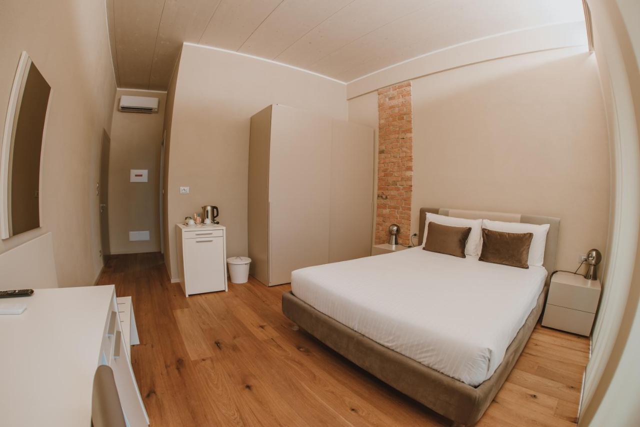 אלבה La Cascina Di Carlotta 1846 Agriturismo מראה חיצוני תמונה