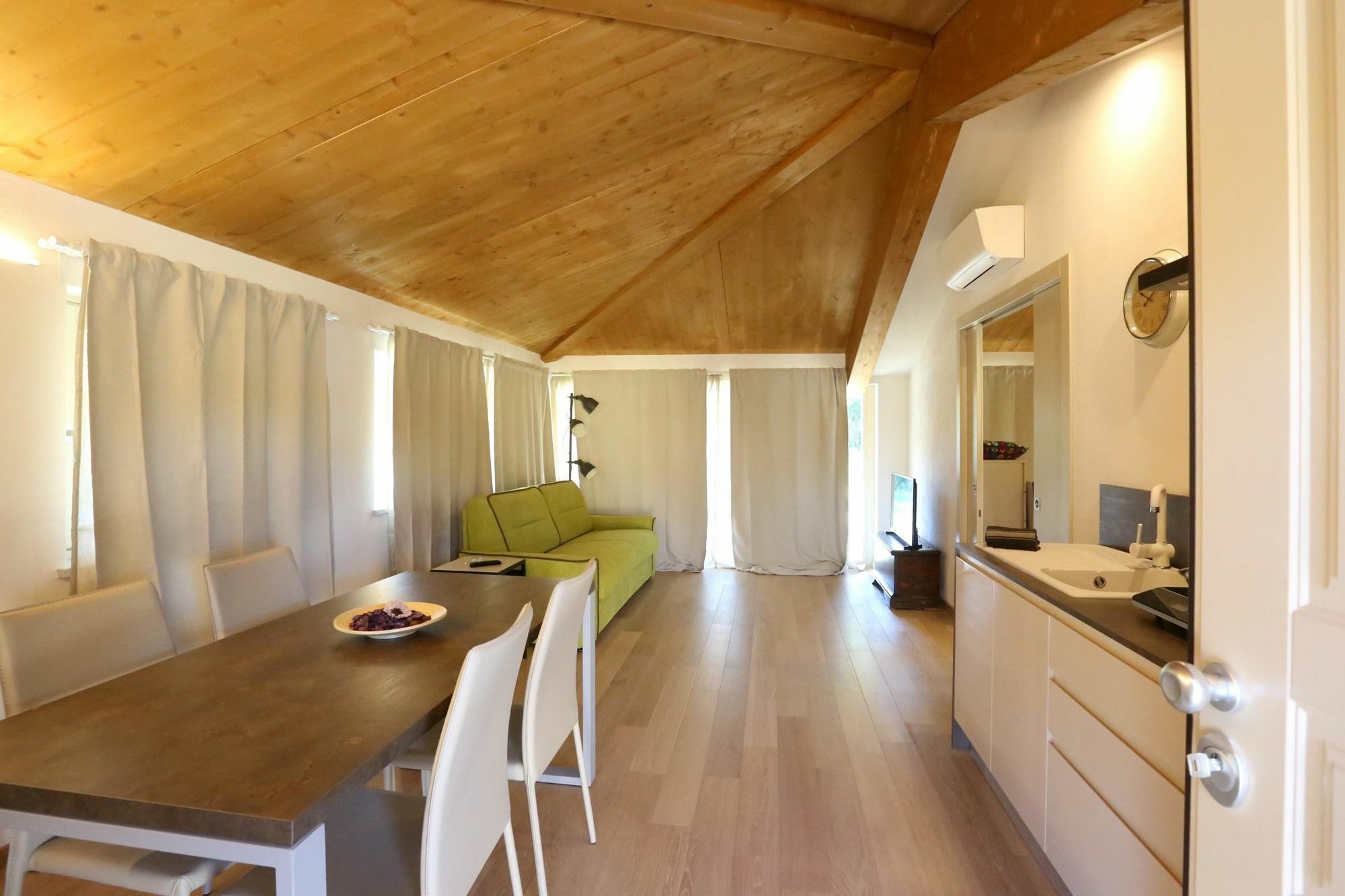 אלבה La Cascina Di Carlotta 1846 Agriturismo מראה חיצוני תמונה